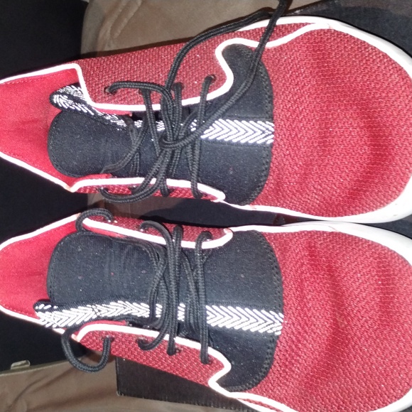 Jordan eclipse BG - Picture 2 of 3